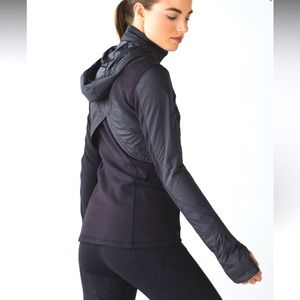 Lululemon Kanto Catch Me Run Jacket Black Size 4 Hooded Reflective Windbreaker